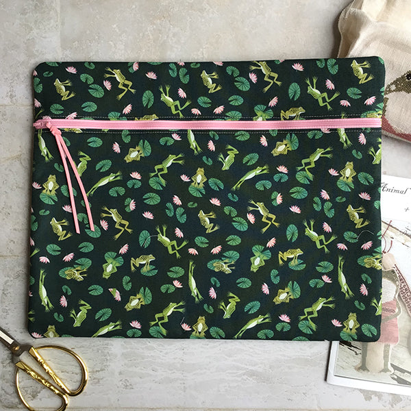 Frog Medium Cross Stitch Bag