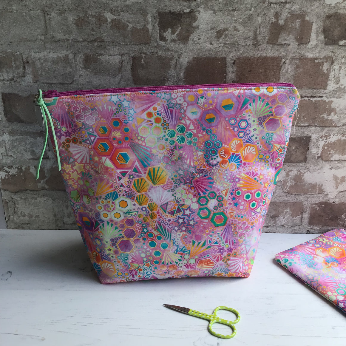 Pink Sparkle Medium Zipper Bag