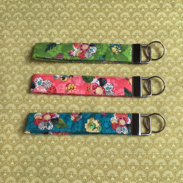 Keyfob/Wristlet Key chain - Floral