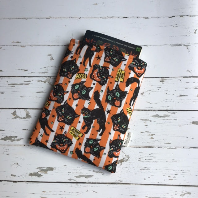 Scary Cat Book Pouch
