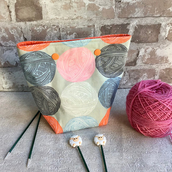 Yarn Balls Yarn Holder